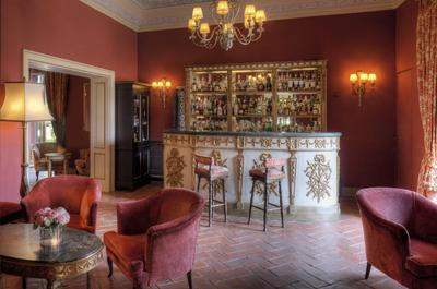 Medicean Bar