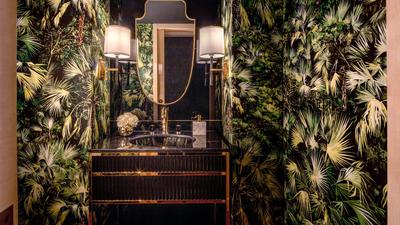 Hyde Park Suite