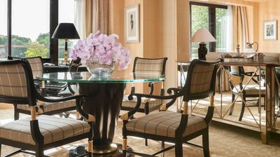 Grand One-Bedroom Suite