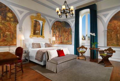 Premium Larger Guest Room,  Arno River View