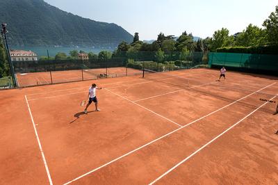 Tennis Courts