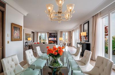 Penthouse Suite