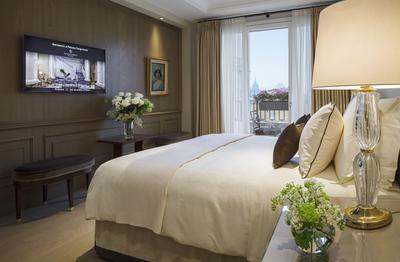 Prestige Panoramic Suite