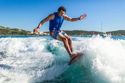 Waking Surfing