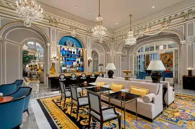 Lumen, Cocktails & Cuisine