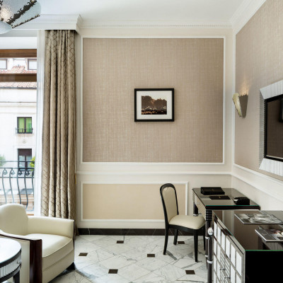Grand Deluxe