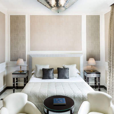 Grand Deluxe