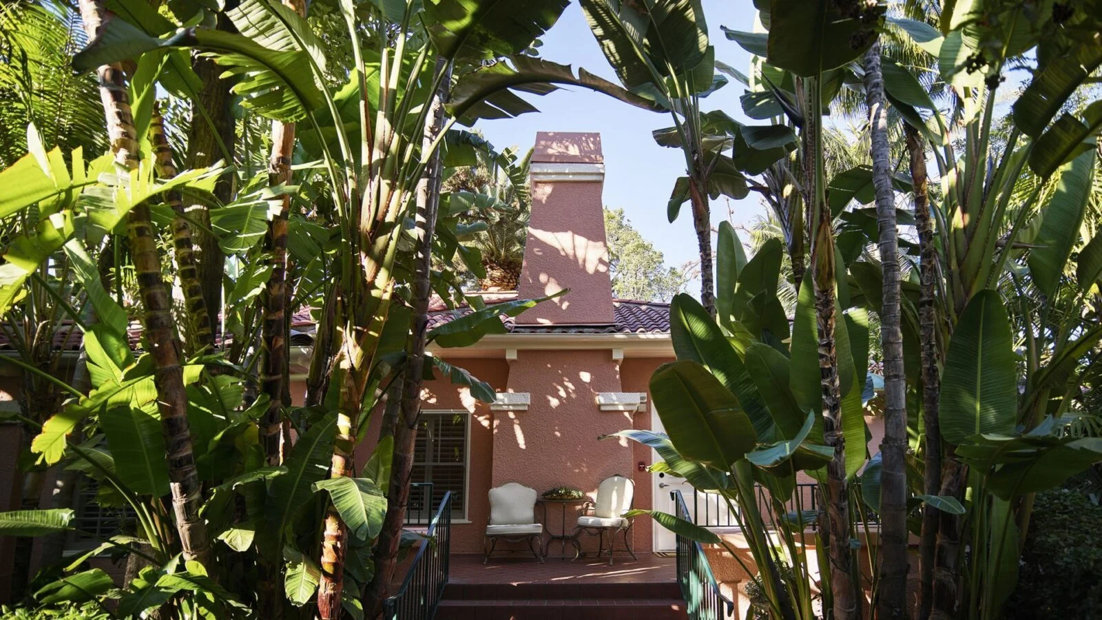 Beverly Hills Bungalow Suite
