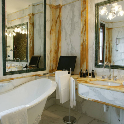 Baglioni Hotel Luna image
