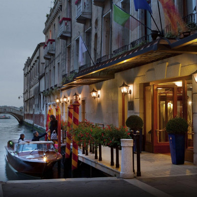 Baglioni Hotel Luna image