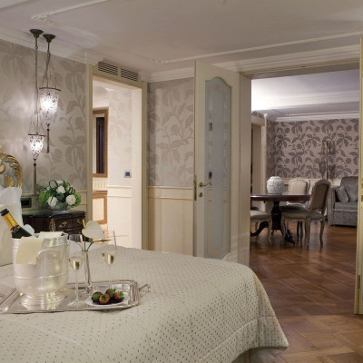 Baglioni Hotel Luna image
