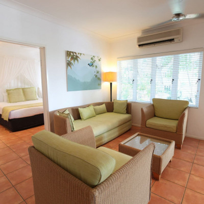 The Reef House Palm Cove image