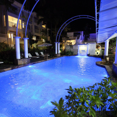 The Reef House Palm Cove image