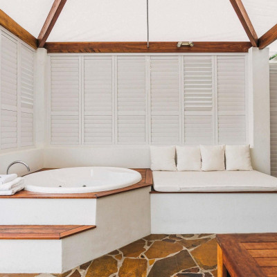 The Reef House Palm Cove image