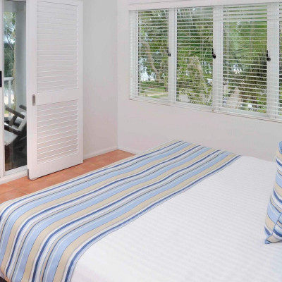 The Reef House Palm Cove image