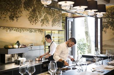 The Palazzo Kitchen Table - Private Dining