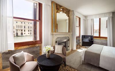 Grand Canal Suite