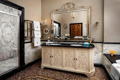Signature Suite