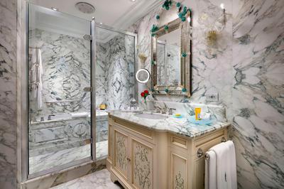 Signature Suite