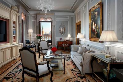 Signature Suite