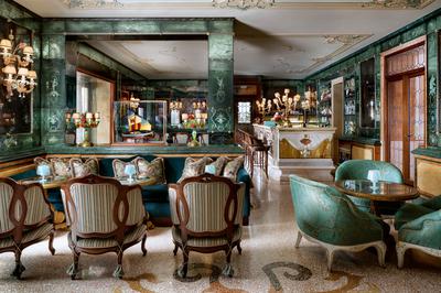 Bar Longhi