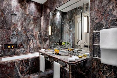 Landmark Room
