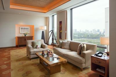 The Marunouchi Suite