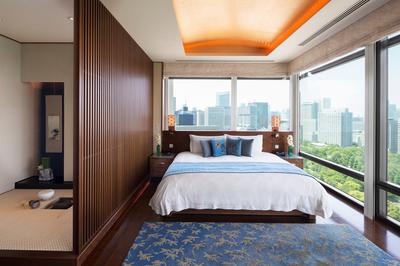 The Peninsula Suite