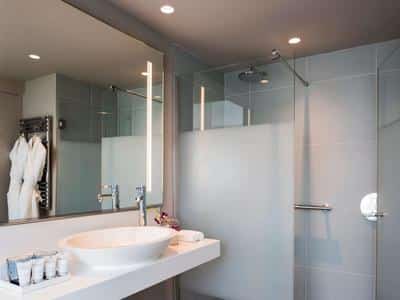 "Queen of Beaches" Suite Sea View