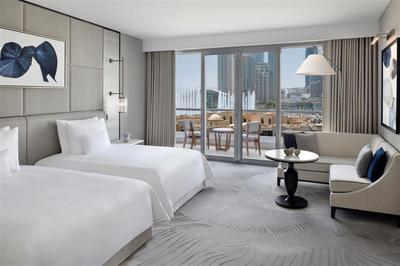 Premier Fountain View Room Twin