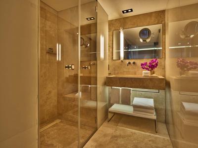 Duplex Room