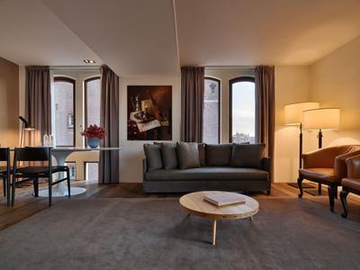 Grand Junior Suite