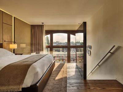 Duplex Room