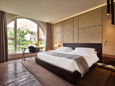 Conservatorium Suite with Balcony