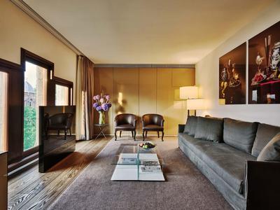 Conservatorium Suite
