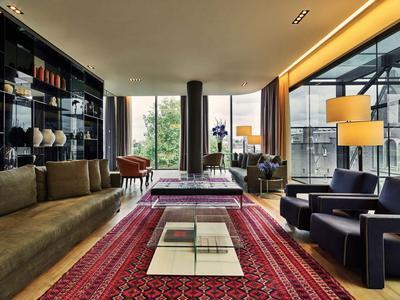 Penthouse Suite
