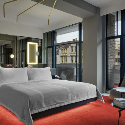 Cool Corner Exchange Suite