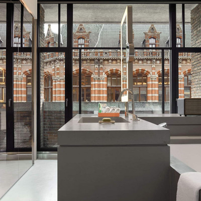 Cool Corner Exchange Suite