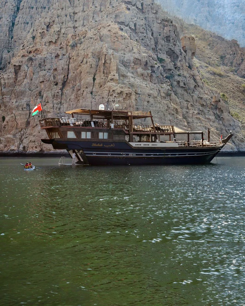 Dhahab Dhow Cruise