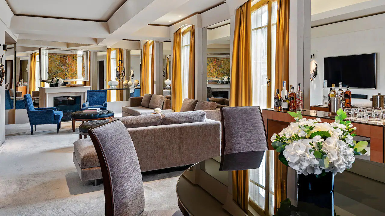 Ambassador Suite