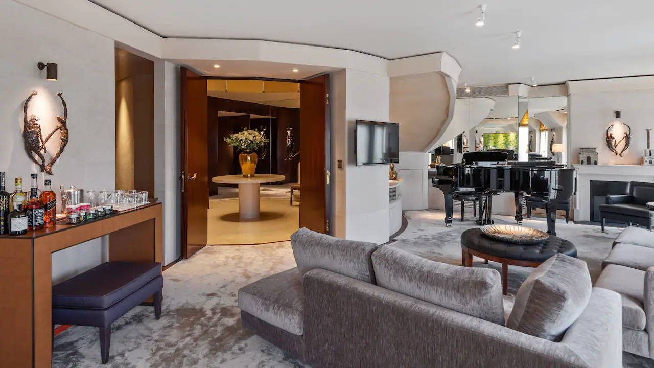 Presidential Suite