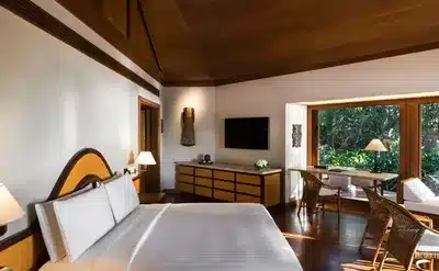 Four Bedroom Lagoon Villa