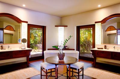 Treetop Pool Casita