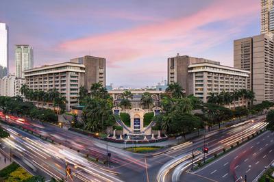 The Peninsula Manila image
