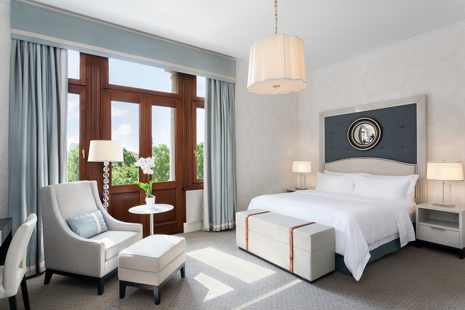 Deluxe Suite 1 Bedroom Corner Rom