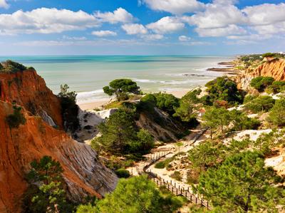 Praia da Falesia Beach