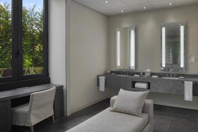 Vineyard Premier Room