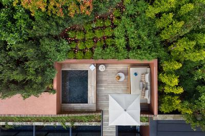 Vineyard Rooftop Suite