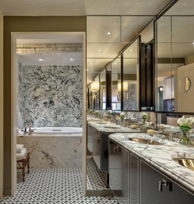 The Carlyle Suite
