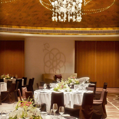 W Doha image